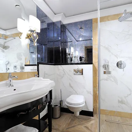 Hotel Zlota Lania - Butikowy Nad Jeziorem *
