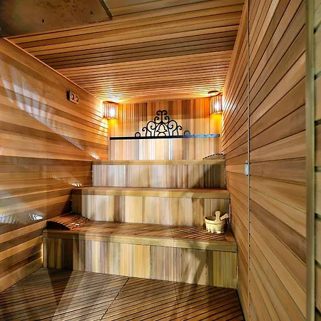 Zlota Lania - Butikowy Nad Jeziorem 호텔 *