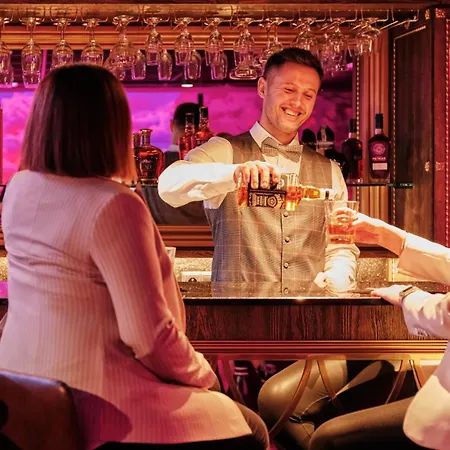 호텔 Zlota Lania - Butikowy Nad Jeziorem 비아르텔