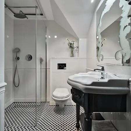 Zlota Lania - Butikowy Nad Jeziorem * 비아르텔