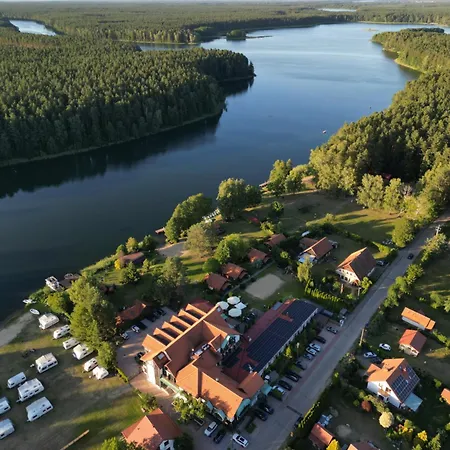 Zlota Lania - Butikowy Nad Jeziorem 호텔