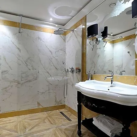 Hotel Zlota Lania - Butikowy Nad Jeziorem Wiartel